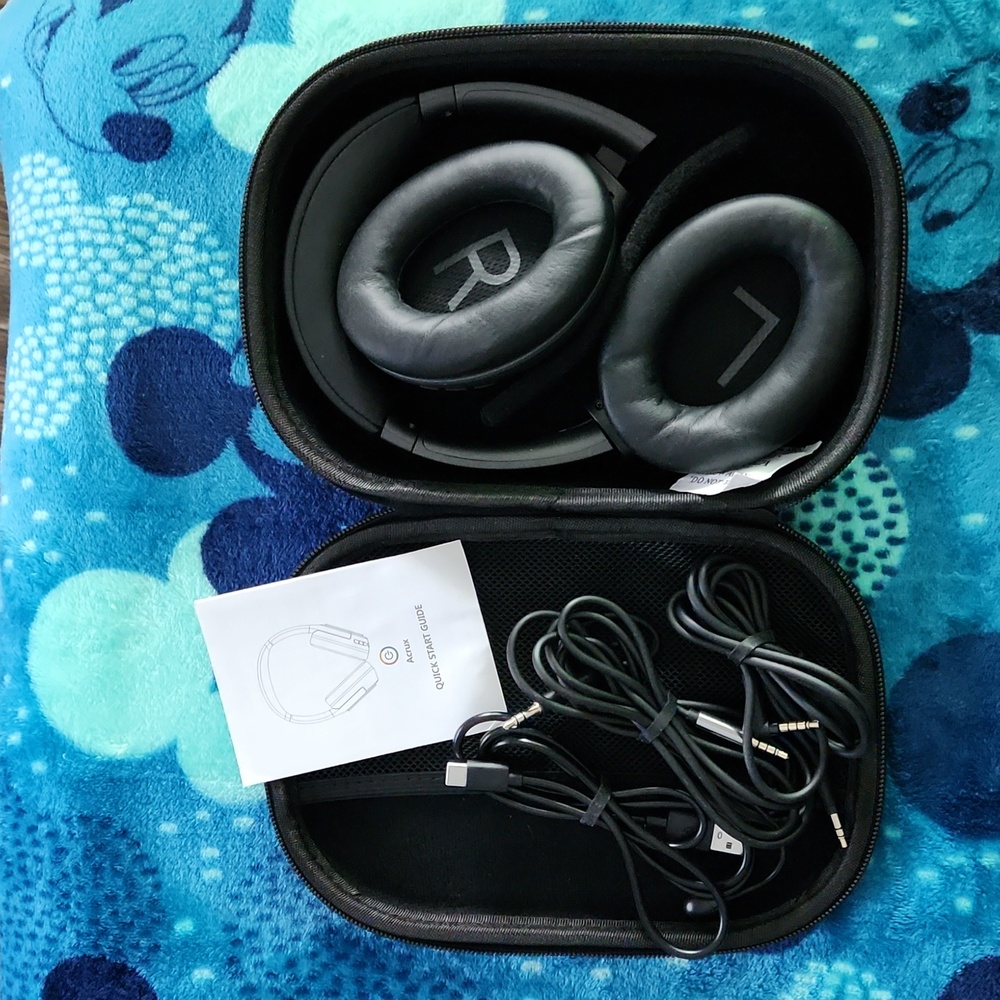 Acrux Bluetooth wireless headphones